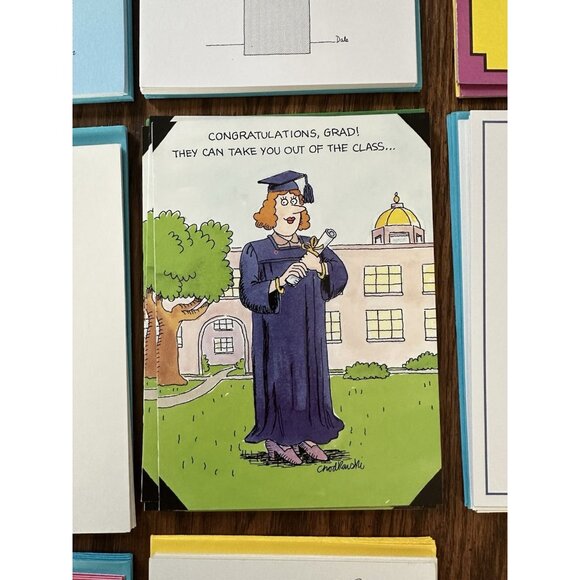 Lot Of 45 Mixed GRADUATION Greeting Cards And Envelopes 8 Designs - Picture 6 of 9
